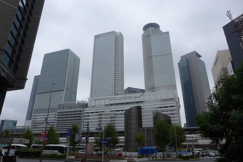 不思議なnine hoursナインアワーズ名古屋駅へ辿り着く！