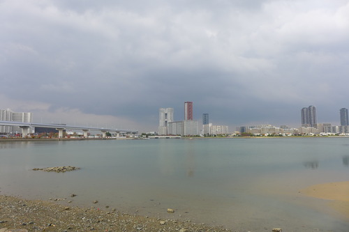 20251126香椎浜、冬曇りを見上げて深呼吸！