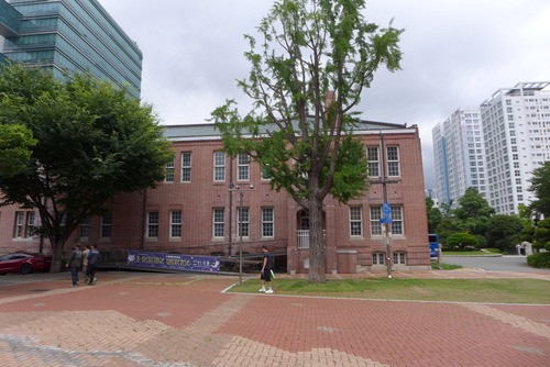 P1550539