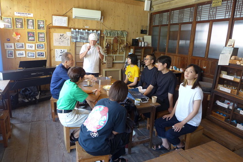 20231001弁天会を訪問！石井家石井さんが来訪、武蔵野美大生にお話をされていました！