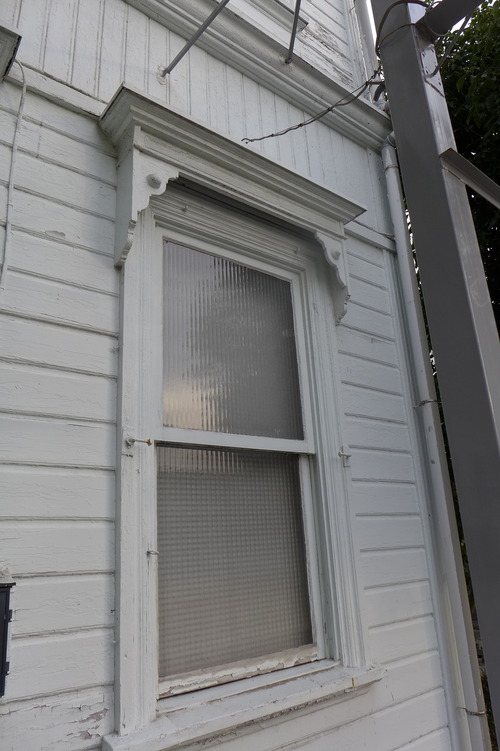 P1500559
