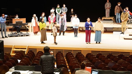 竹田市総合文化ホール〈グランツたけた〉オリジナルミュージカル「あかり、灯る」本番まで、あともう少し！