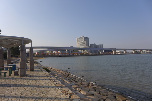 P1400689