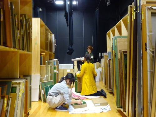 2017.4.9 菊池惠楓園 金曜会の絵画保存活動を行いました