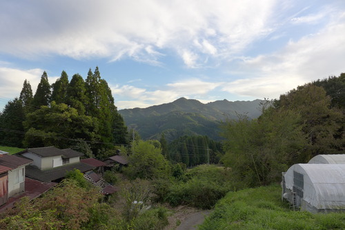 中津江ホールを愛する会副代表の井上文子さん仕事場でミーティング開催！