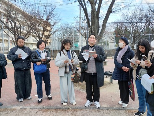 B45645DB-7C85-49FC-8313-2C61C7BB7325