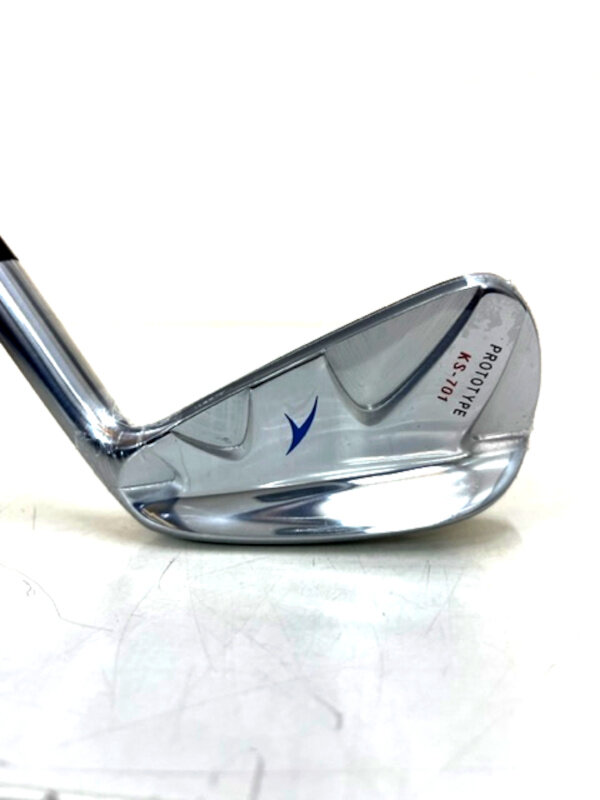 ☆【切れ味抜群のクローマッスルバックアイアン】アキラ プロトタイプ