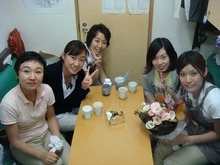 ���Ӥ���