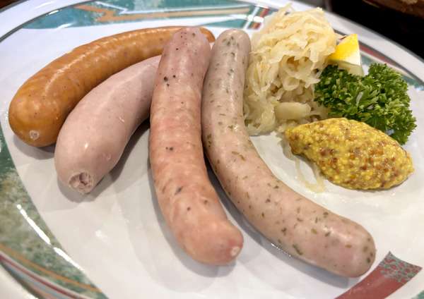 ����������