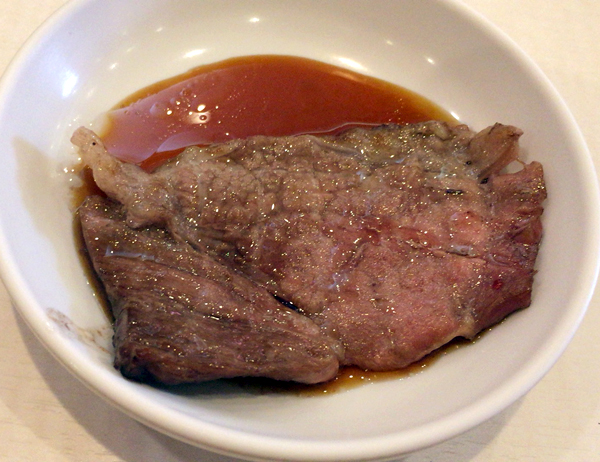 タレにつける肉