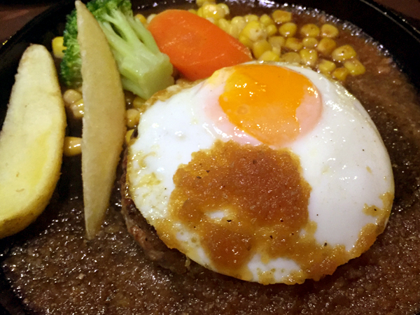 ハンバーグ上から