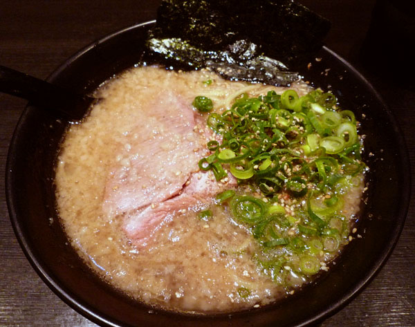 Jsラーメン脂多め2