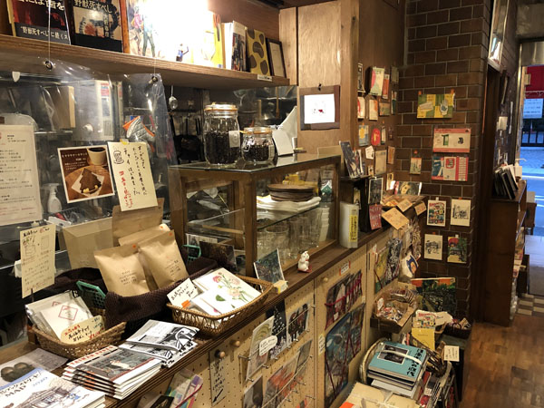 ほうろう店内