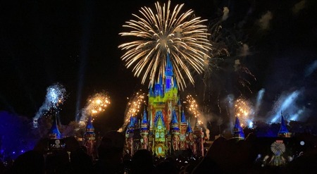 【男と女】「全額払ったのに体の関係なし？」　ディズニー旅行、男友達のクレームに困惑　返金すべきなの？