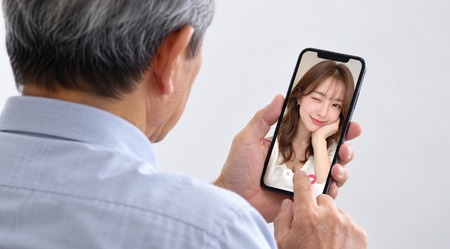 【頂き一門？】マッチングアプリで知り合った男性から1300万円詐取か　「いただきヨシコ」逮捕