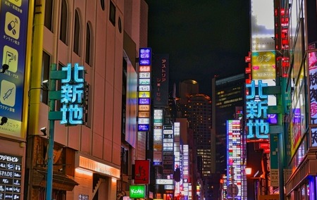 【結婚詐欺？】キャバ嬢に20億円貢いだ男性、裁判するも敗訴www