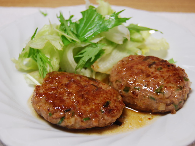 豚挽肉の長芋ハンバーグ けめこの横顔