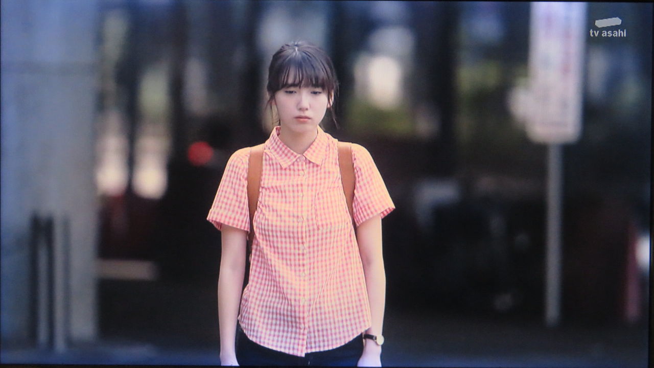 堀北さん またもスポンサーを被された飯豊まりえ サイン 最終回 前 です トラさんの純真