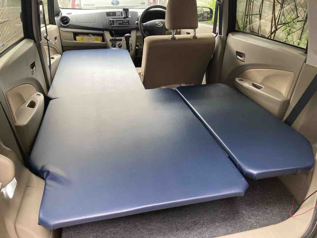 おかペンの水泳日記 ムーヴくん 車中泊仕様へ その10 フラットベッド完成 おかペンの水泳日記 ムーヴくん 車中泊仕様へ その10 フラットベッド完成
