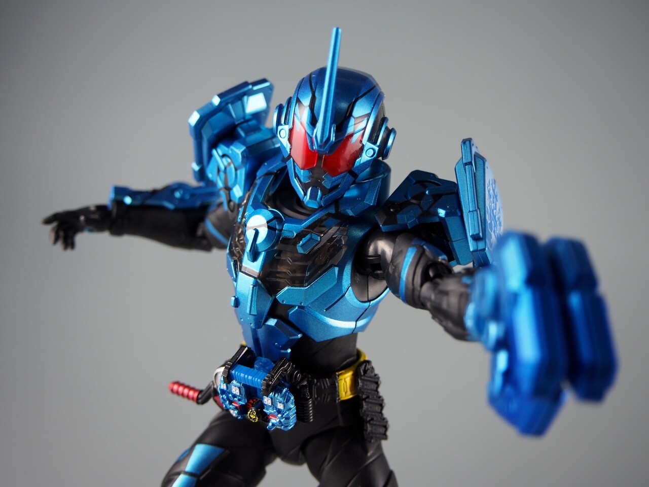 S.H.Figuarts 仮面ライダーグリスブリザード : 不玩全燃焼日誌