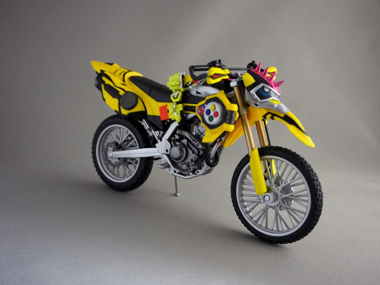 S.H.Figuarts 仮面ライダーレーザー バイクゲーマー レベル2