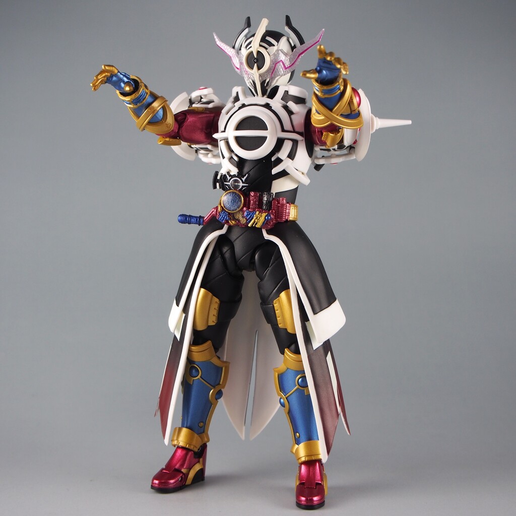 S.H.Figuarts 仮面ライダーエボル ブラックホールフォーム