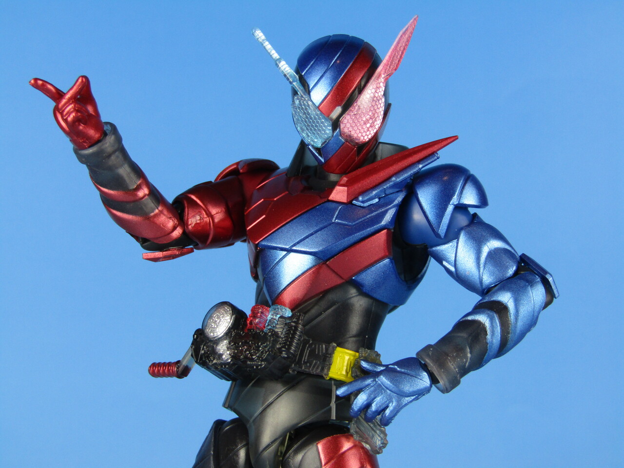 S.H.Figuarts 仮面ライダービルド ラビットタンクフォーム 平成
