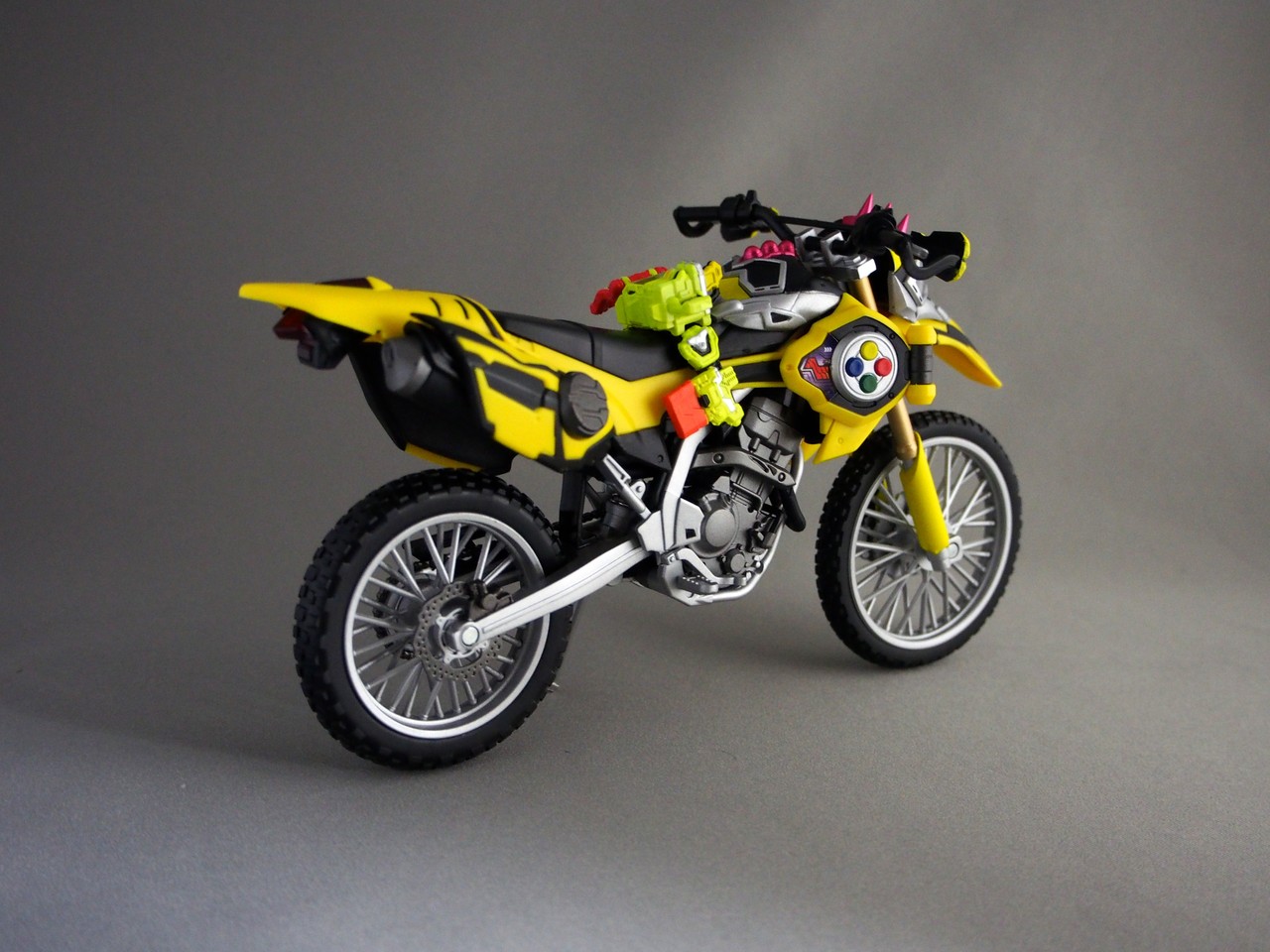 S.H.Figuarts 仮面ライダーレーザー バイクゲーマー レベル2