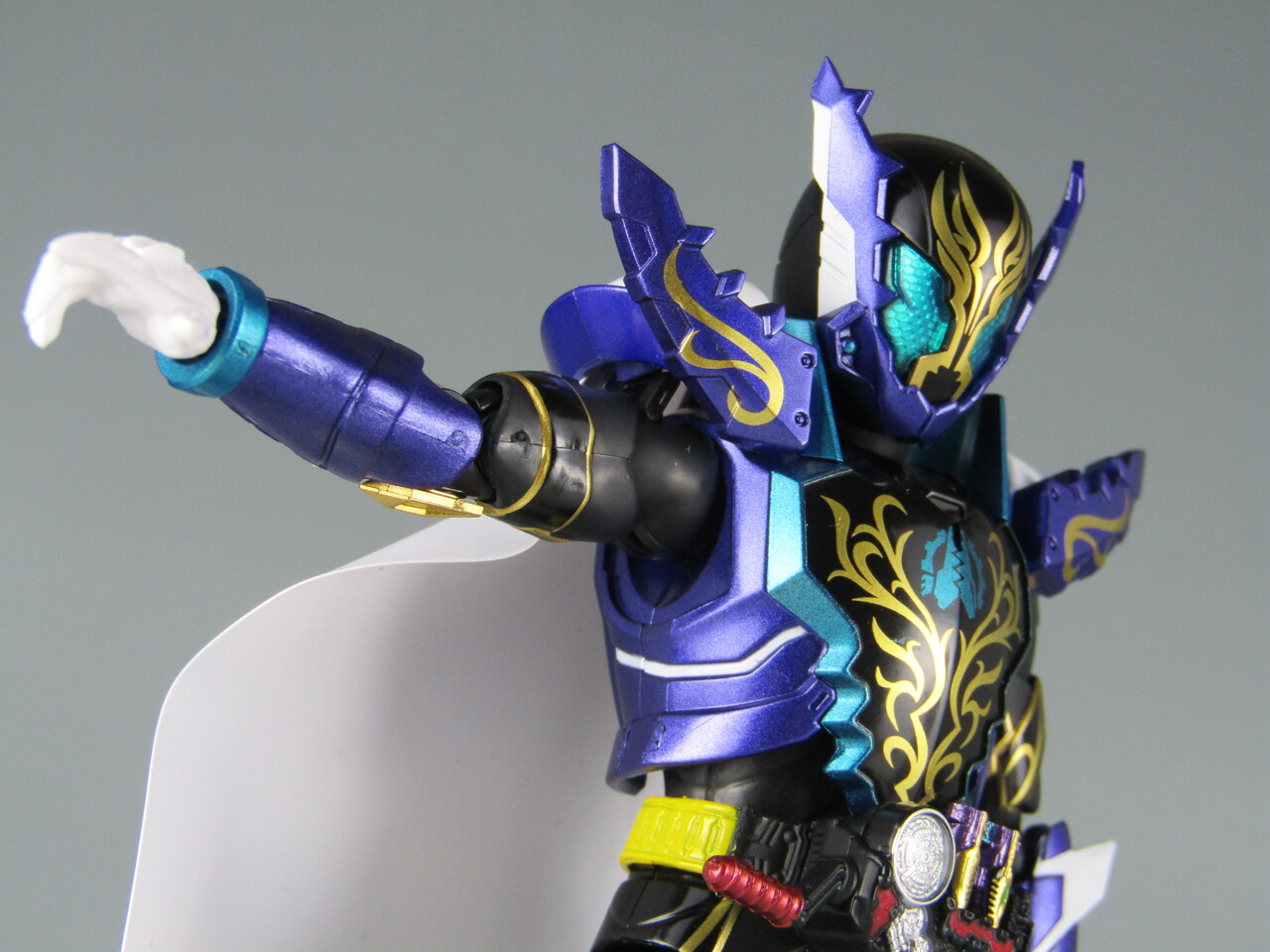 [G4110]S.H.Figuarts仮面ライダープライムローグ　輸送箱 Amazon.co.jp: S.H.Figuarts 仮面ライダープライムローグ : おもちゃ