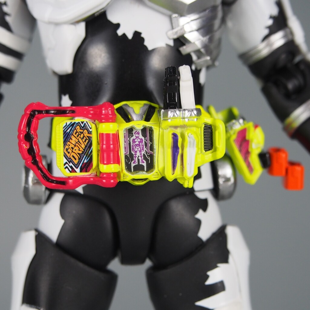 S.H.Figuarts 仮面ライダーゲンム ゾンビアクションゲーマー