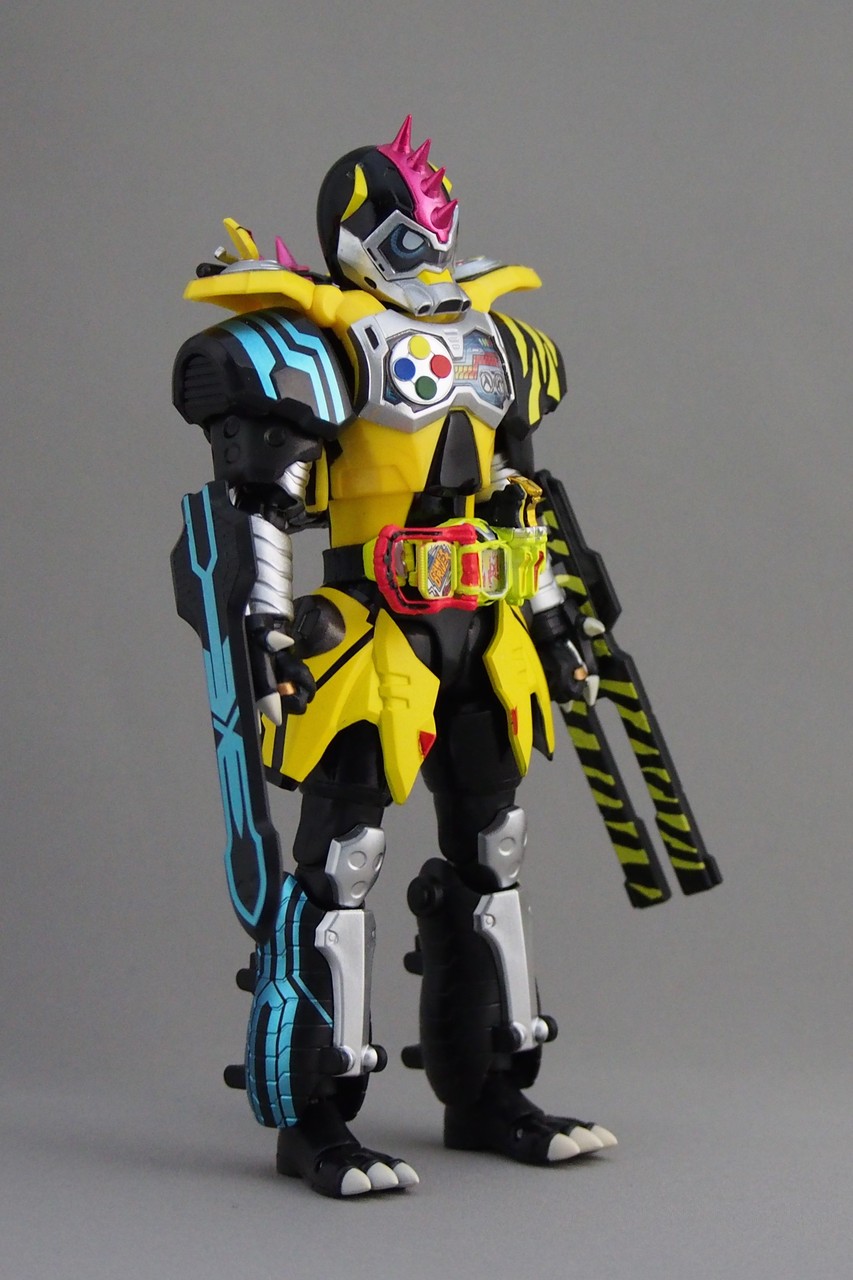 S.H.Figuarts 仮面ライダーレーザー ハンターバイクゲーマー レベル5