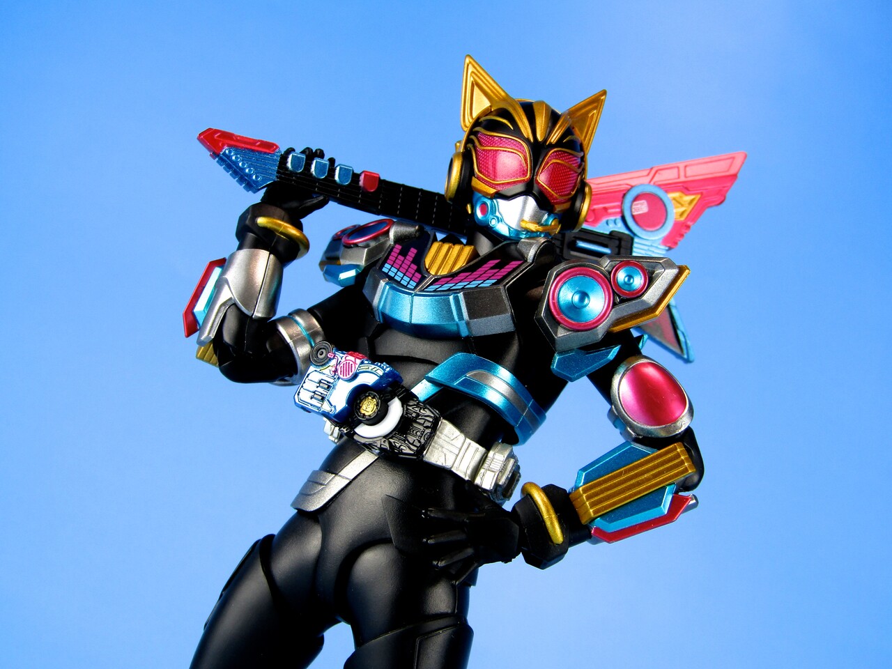 S.H.Figuarts 仮面ライダーナーゴ ビートフォーム : 不玩全燃焼日誌