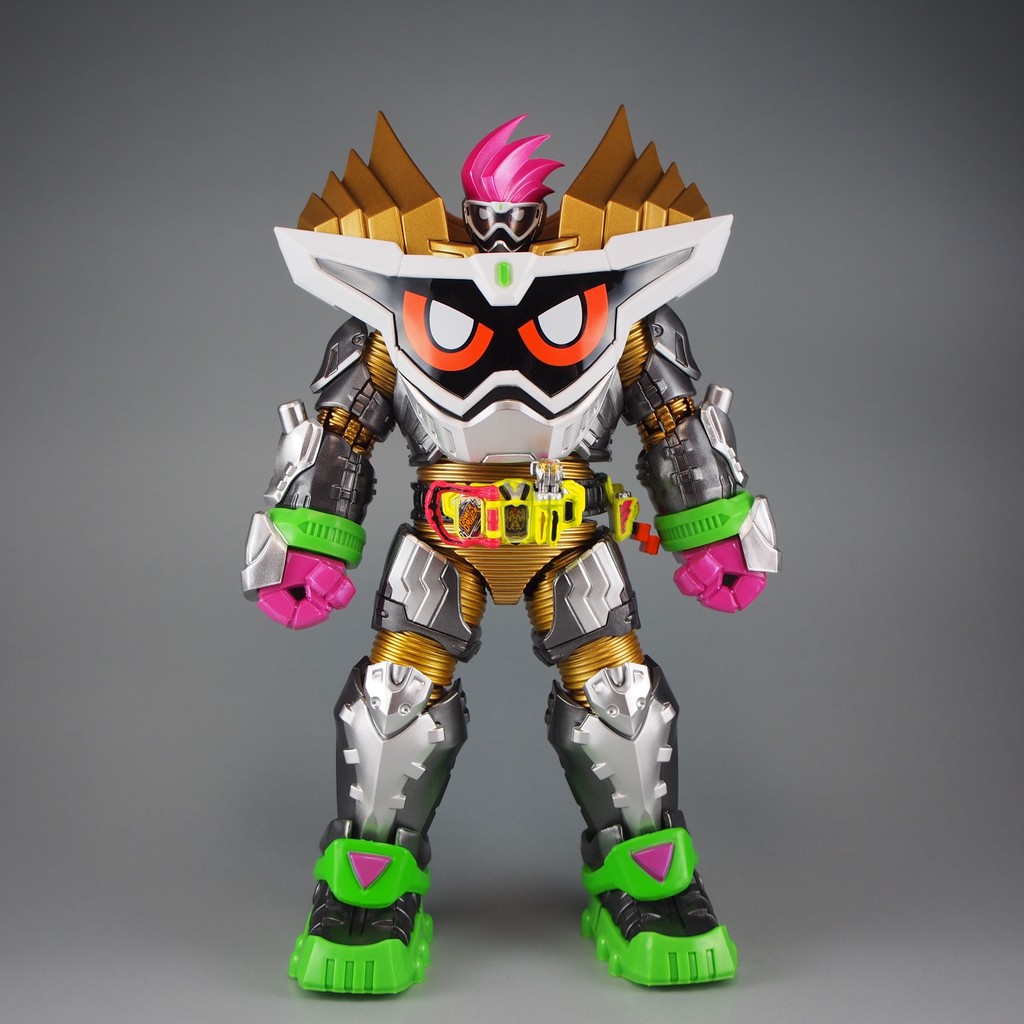 SHFiguarts 仮面ライダーエグゼイド マキシマムゲーマー レベル99 S.H.Figuarts 仮面ライダーエグゼイド マキシマムゲーマーレベル