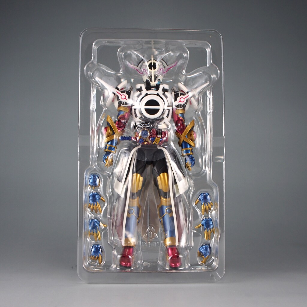 S.H.Figuarts 仮面ライダーエボル ブラックホールフォーム