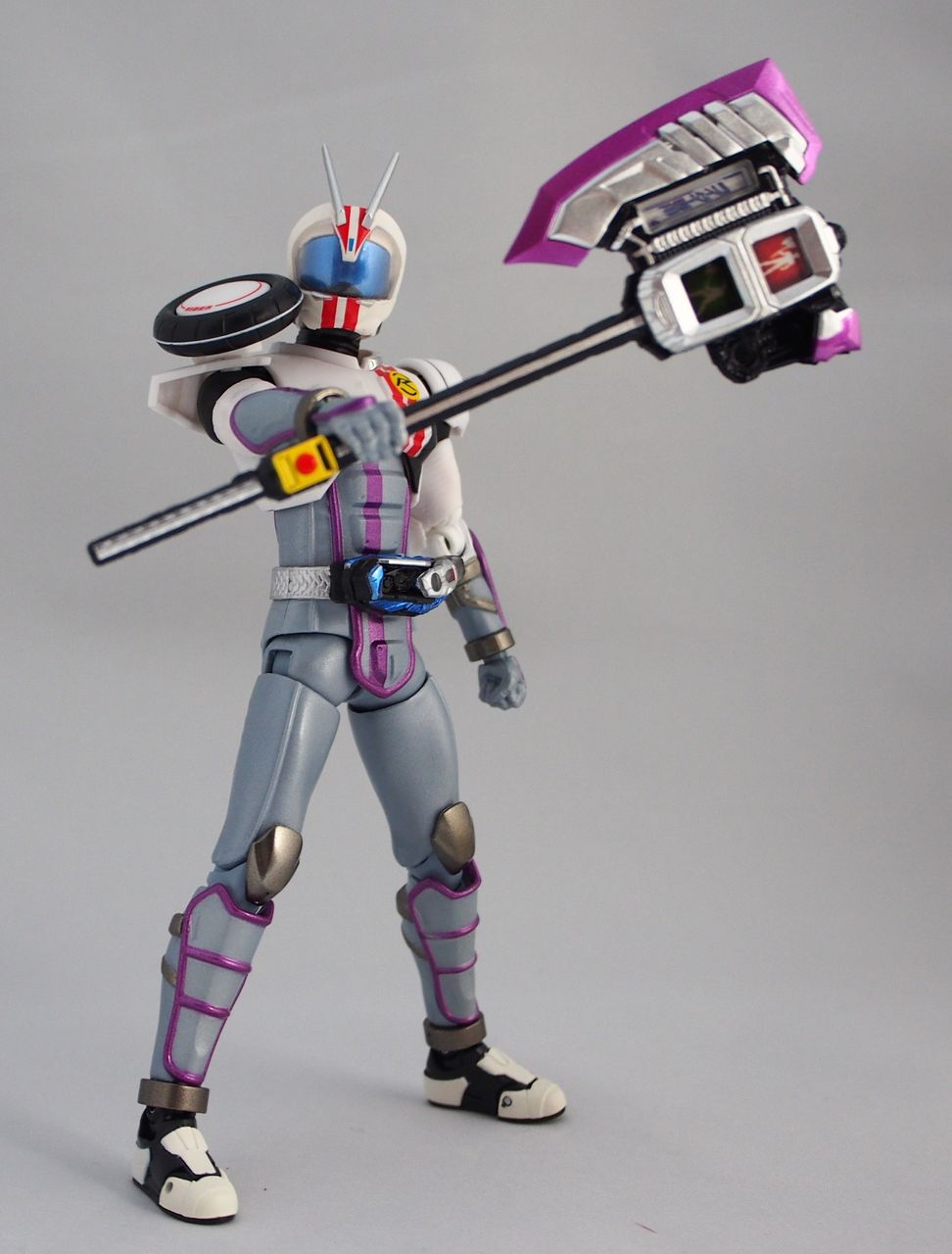 S.H.Figuarts仮面ライダーチェイサーマッハ、マッハチェイサーセット Amazon.co.jp: S.H.Figuarts 仮面ライダーマッハチェイサー