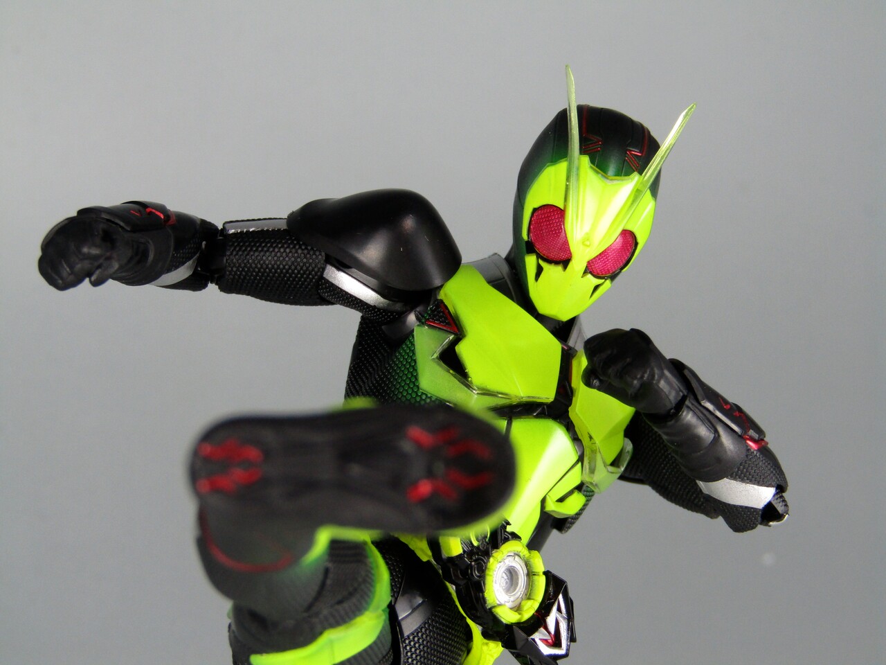 S.H.Figuarts 仮面ライダーゼロワン リアライジングホッパー : 不玩全 