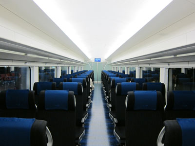 スカイライナー券 成田空港 日暮里 ﾟ ﾟ ﾉ ｷｭﾝｷｭﾝ 券売機