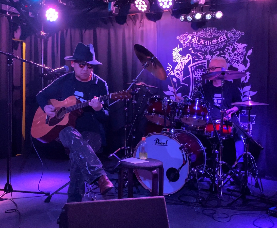 東山ムラサキ零城NiLにてライブ