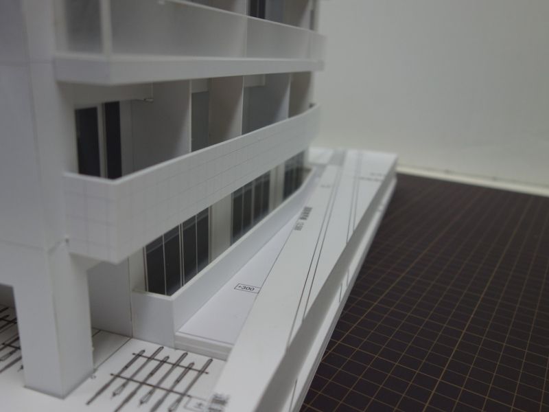 建築模型ねっと：簡易タイプのマンション模型 : （株）建築模型