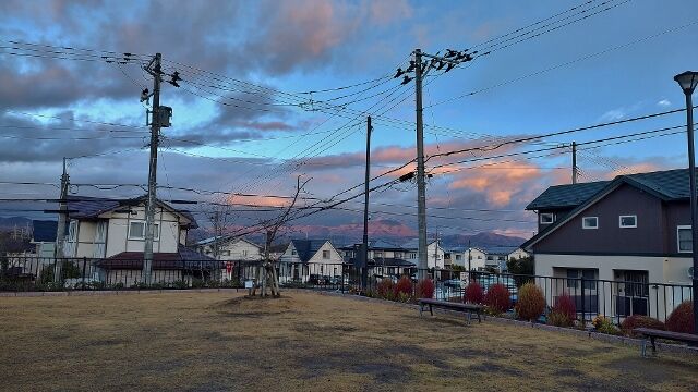 IMG_20221130_064352103_HDR (640x360)