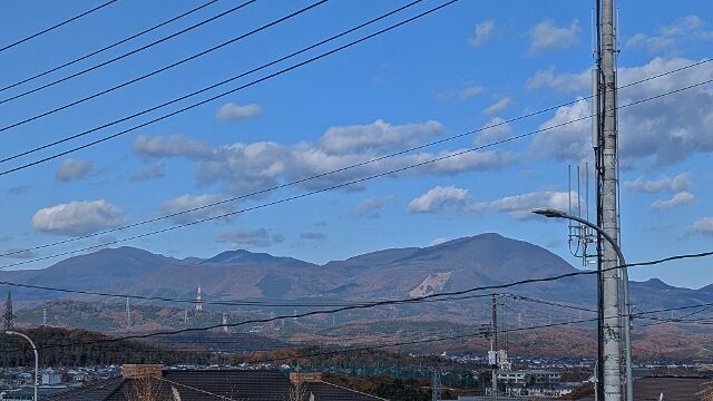 PXL_20251116_010556120 (640x360)