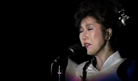 1987 高橋真梨子コンサート 今 生きている その日に感じた心を綴ろう 1987 高橋真梨子コンサート 今 生きている その日に感じた心を綴ろう