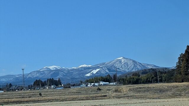 PXL_20250310_035030293 (640x360)