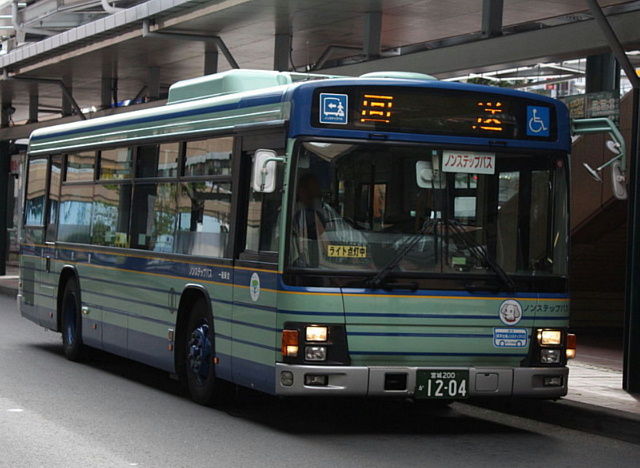 800px-Sendai_city_bus_1204