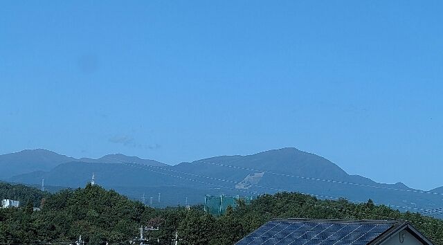 PXL_20251015_015213950 (640x354)