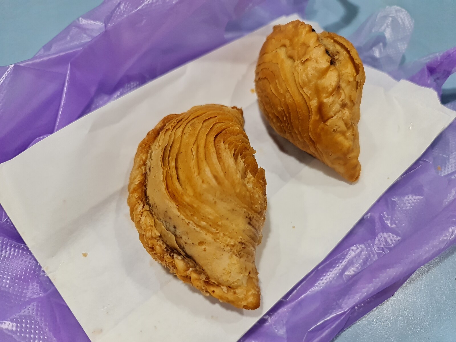 絶品 ミシュラン カレーパフ J2 Famous Crispy Curry Puff シンガポールで過ごすテキトーな日々 絶品 ミシュラン カレーパフ J2 Famous Crispy Curry Puff シンガポールで過ごすテキトーな日々
