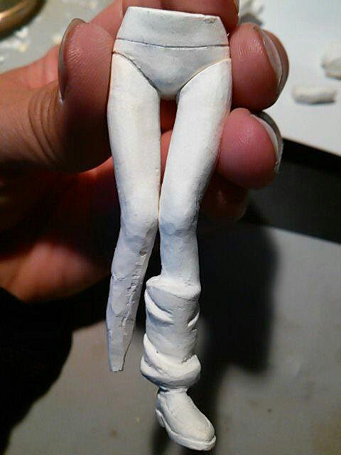 足を直しました フィギュア製作 原型師への道
