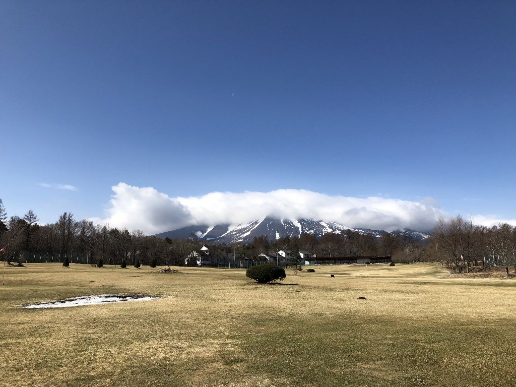 自然の中に住み 自然の中で働く幸せ 北軽井沢 虹の街 爽やかな風