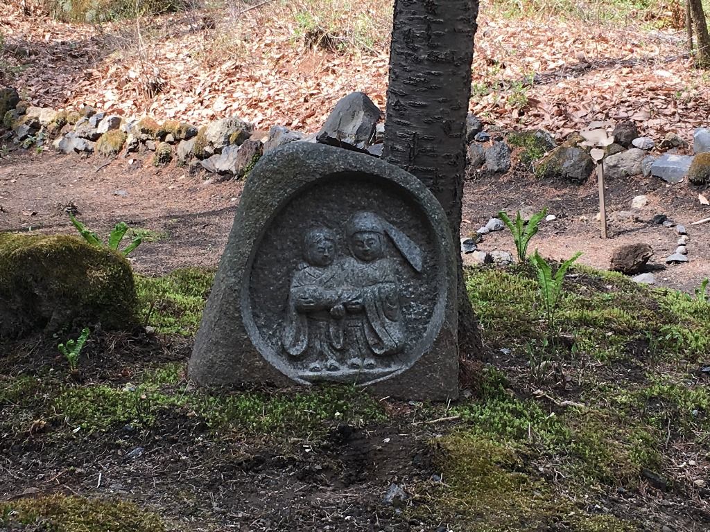 道祖神 : 北軽井沢 虹の街 爽やかな風