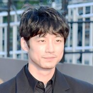 【朗報】坂口健太郎、二股報道の中でも韓国でヒーローやんけ！